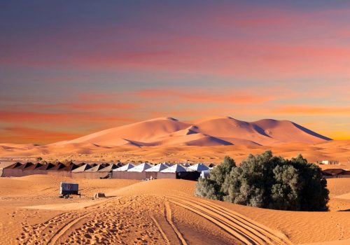 camp dans le désert desert camp